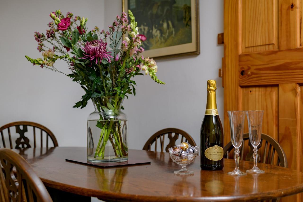 Luccombe Farm Holiday Cottages Milton Abbas Εξωτερικό φωτογραφία