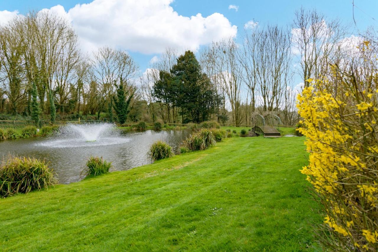 Luccombe Farm Holiday Cottages Milton Abbas Εξωτερικό φωτογραφία
